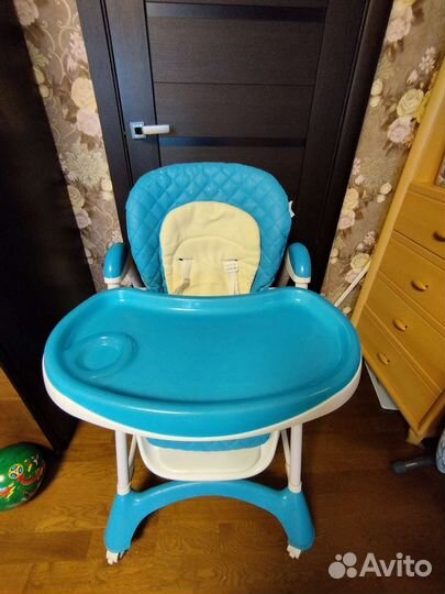Стульчик для кормления nuovita