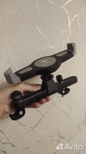 Держатель для планшета на подголовник