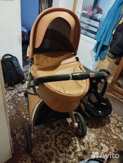 Детские коляска Hot Mom