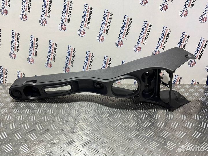 Центральная консоль Nissan Terrano 3