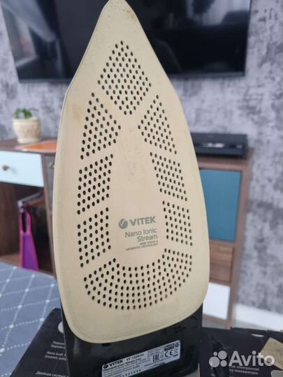 Утюг vitek