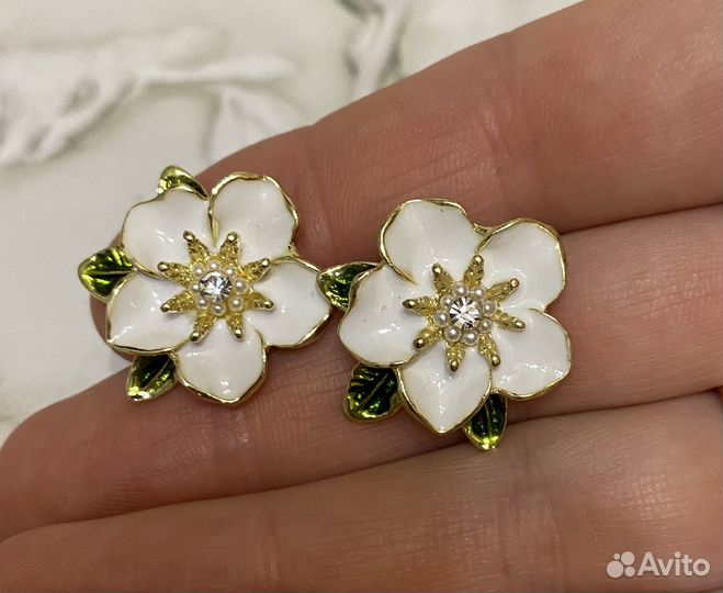Серьги цветы эмаль