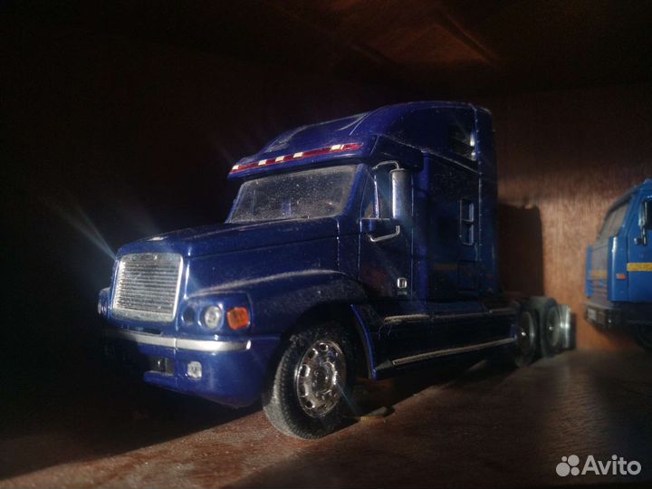 Масштабная модель Freightliner Century Class S/T