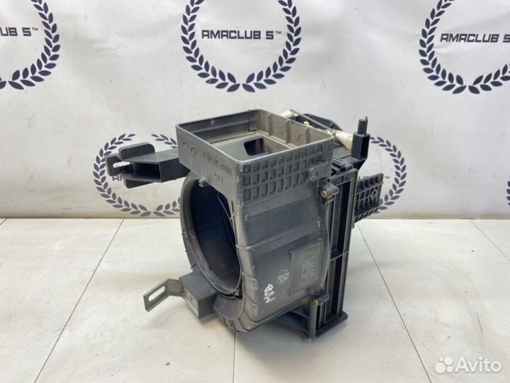 Корпус мотора печки Mazda Mpv 2.5 GY-DE 2001