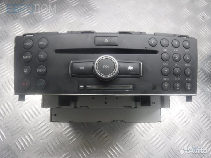 Магнитола / мультимедиа mercedes W204 s1108745