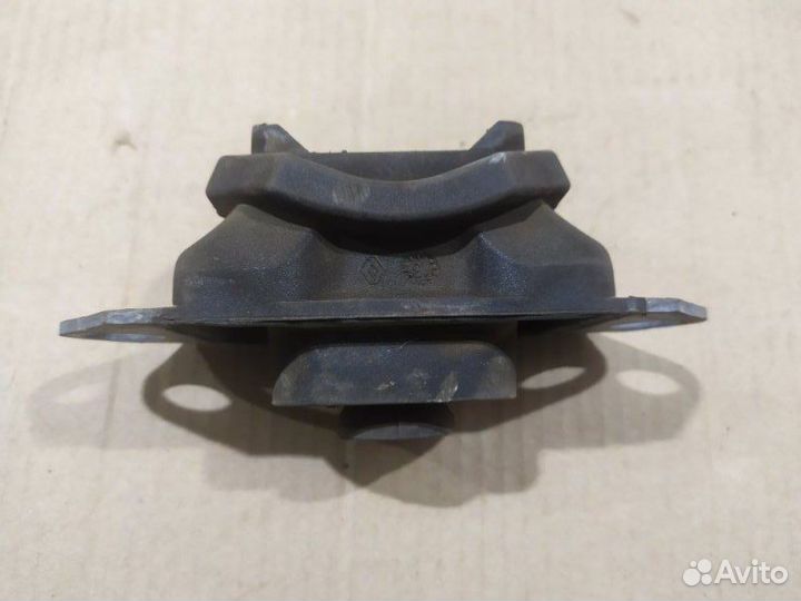 Подушка двигателя Nissan Almera G15 K4M 2013