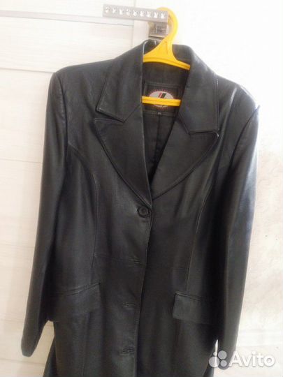 Кожанный плащь