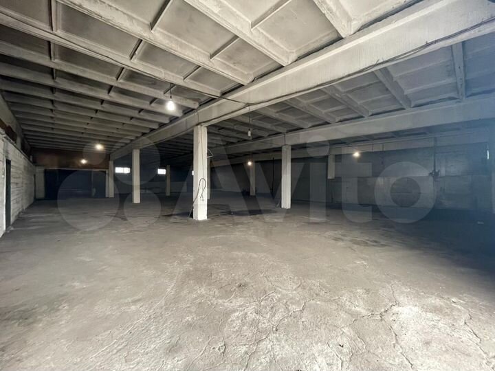 Склад, 1600 м²