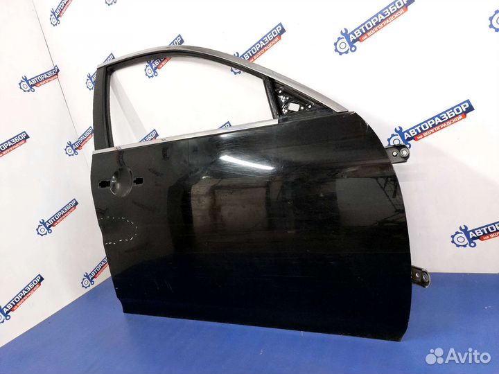 Дверь передняя правая Infiniti G25 G35 V36