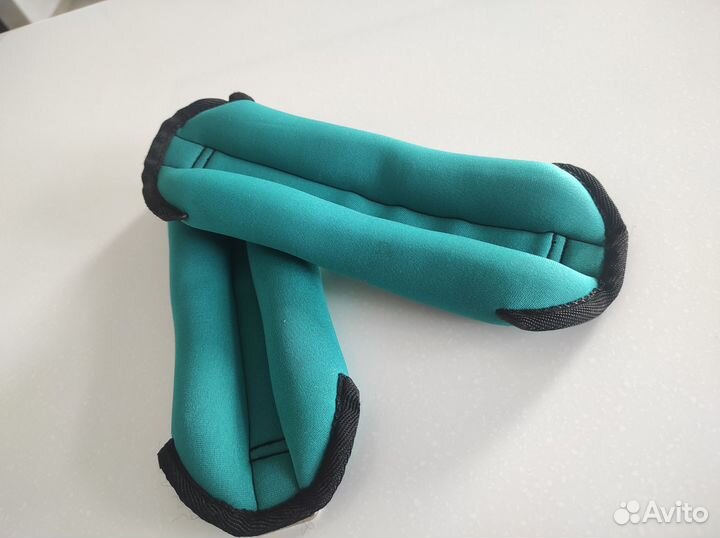 Утяжелители по 0,5 кг на липучках 2 шт