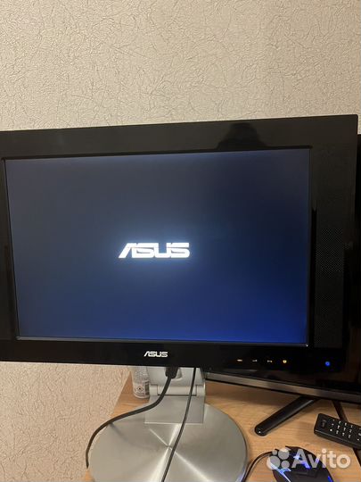 Монитор Asus