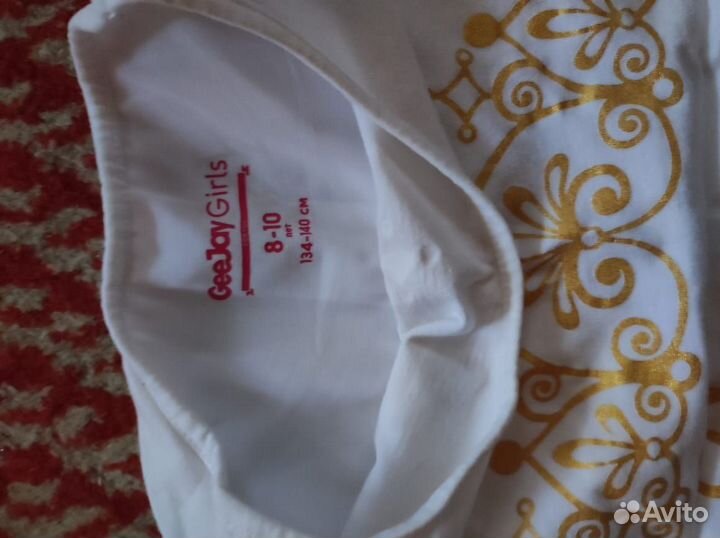 Футболка на девочку gloria jeans