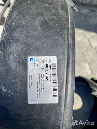 Подкрылок передний правый matiz 96562645