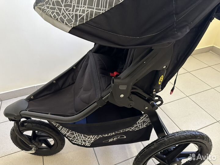 Коляска bob revolution flex lunar