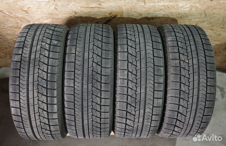 Bridgestone Blizzak VRX 245/50 R18 100Q