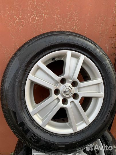 Nexen Roadian HP 215/65 R16