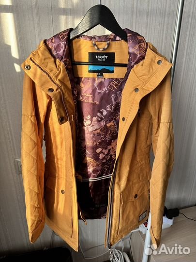Горнолыжная куртка женская 42 Termit