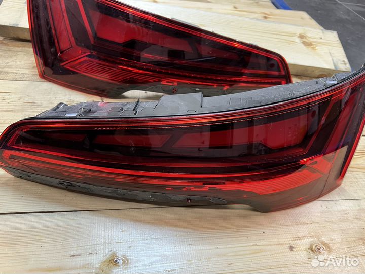 Фонари задние Audi Q5 FY 80A