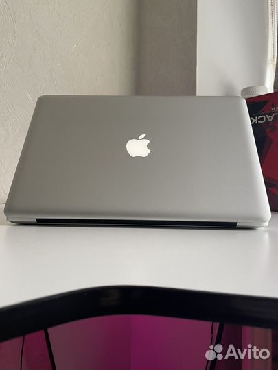 MacBook Pro 15 late 2011 i7 2.2