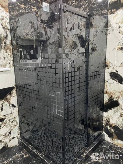 Душевая кабина из стекла