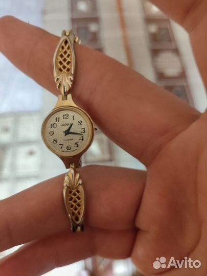 Наручные часы