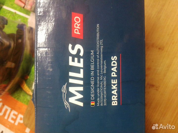 Тормозные колодки передние