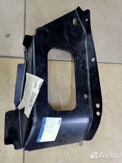 Кронштейн вентиляционной решетки Ford Fusion левый