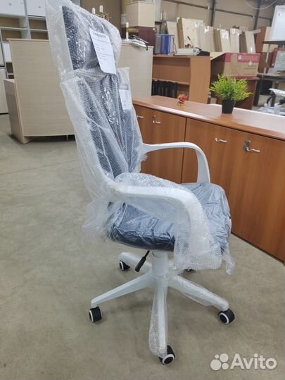 Компьютерное кресло Новое