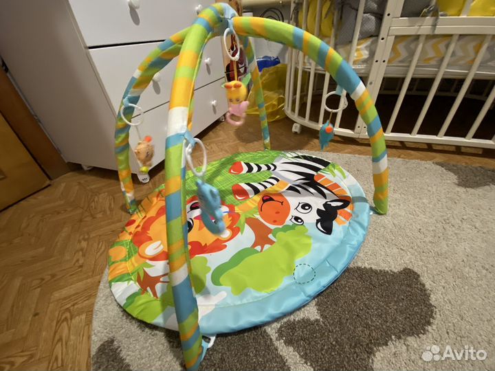 Детский развивающий коврик для малышей