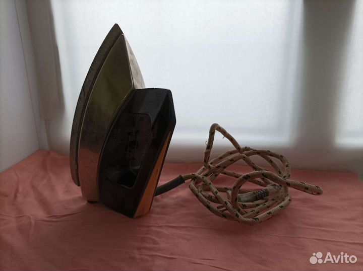 Утюг рабочий