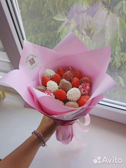 Букеты из клубники в шоколаде