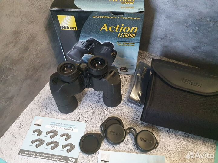 Бинокль Nikon Action EX 8x40 CF водонепроницаемый