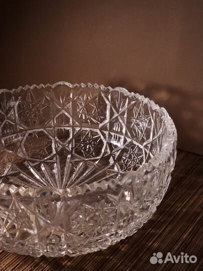 Хрустальная ваза