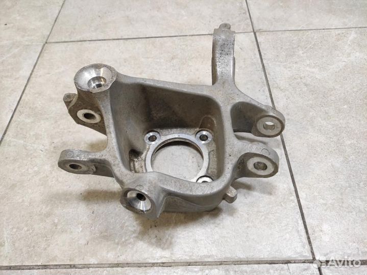 Кулак поворотный задний правый BMW 5-series F10