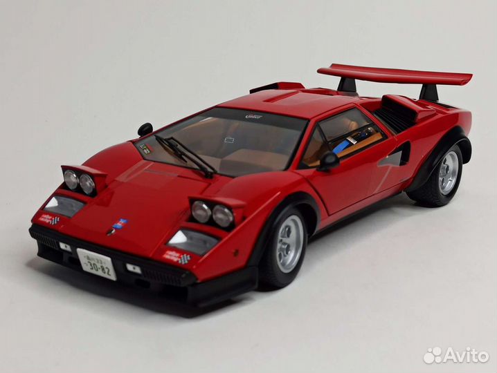 Lamborghini Countach Walter Wolf 1:18 Kyosho
