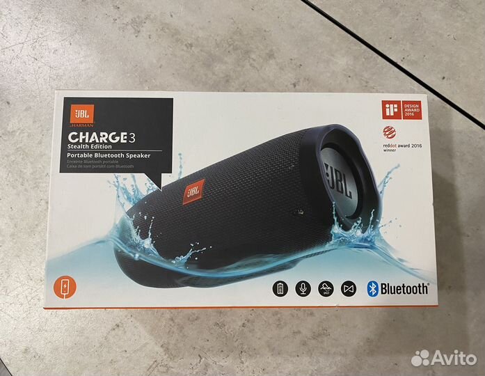 Портативная колонка JBL Charge 3