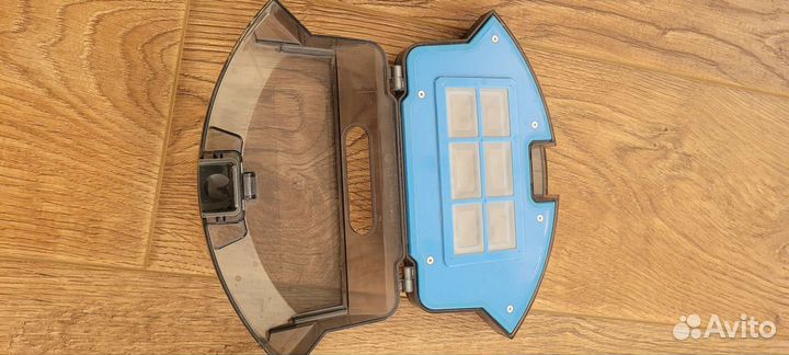 Робот пылесос polaris 1028