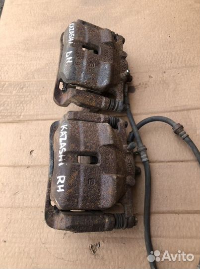 Suzuki kizashi суппорт тормозной передний