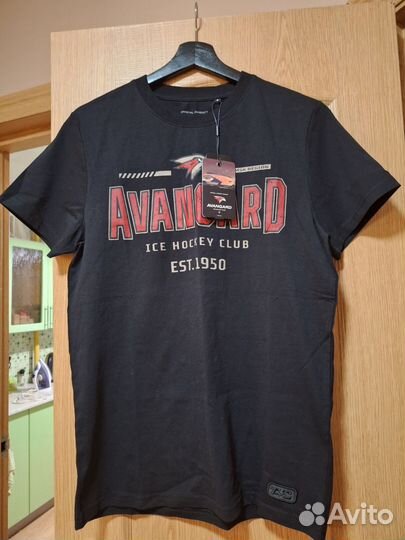 Футболка авангард