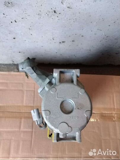 Компрессор кондиционера Toyota Ipsum