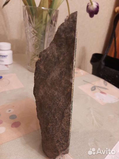 Картина на камне настольная