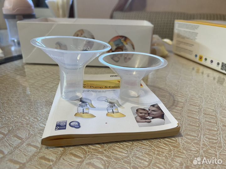 Молокоотсос medela ручной