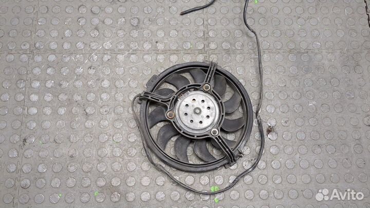 Вентилятор радиатора Volkswagen Passat 5, 2001