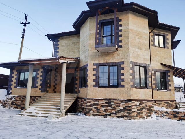 Дом 300 м² на участке 16 сот.