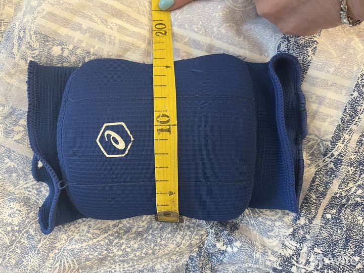 Волейбольные наколенники