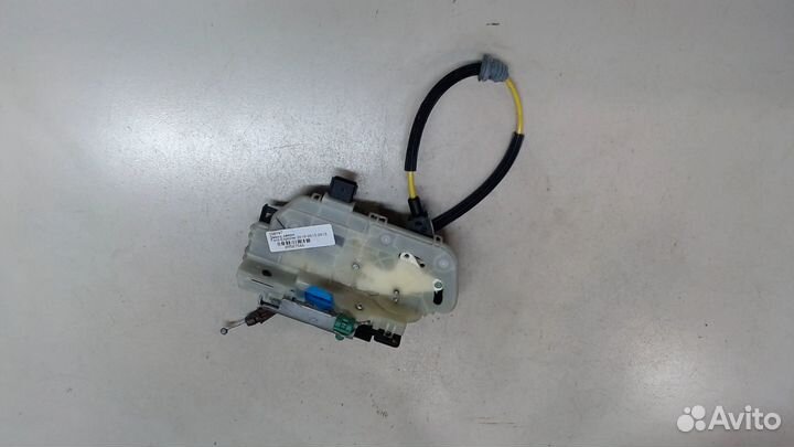 Замок двери Ford Explorer, 2015