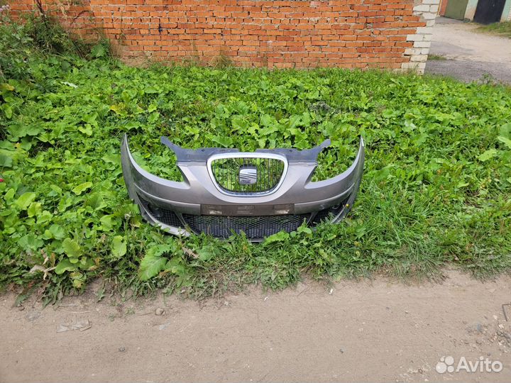 Бампер Seat toledo