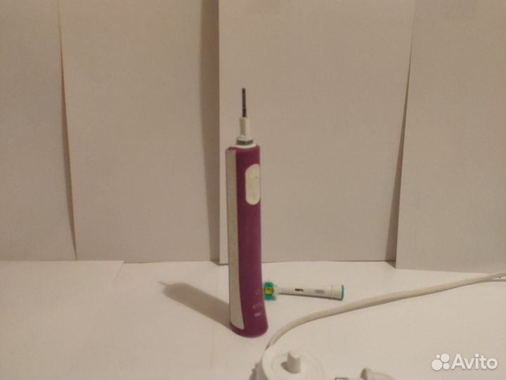 Зубная щетка oral b