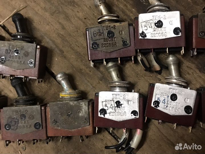 Тумблер тв1-2 серебряный контакт