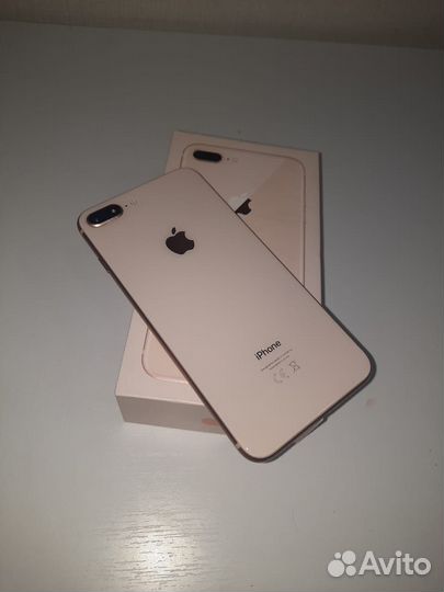 Телефон iPhone 8 plus (идеальное состояние)